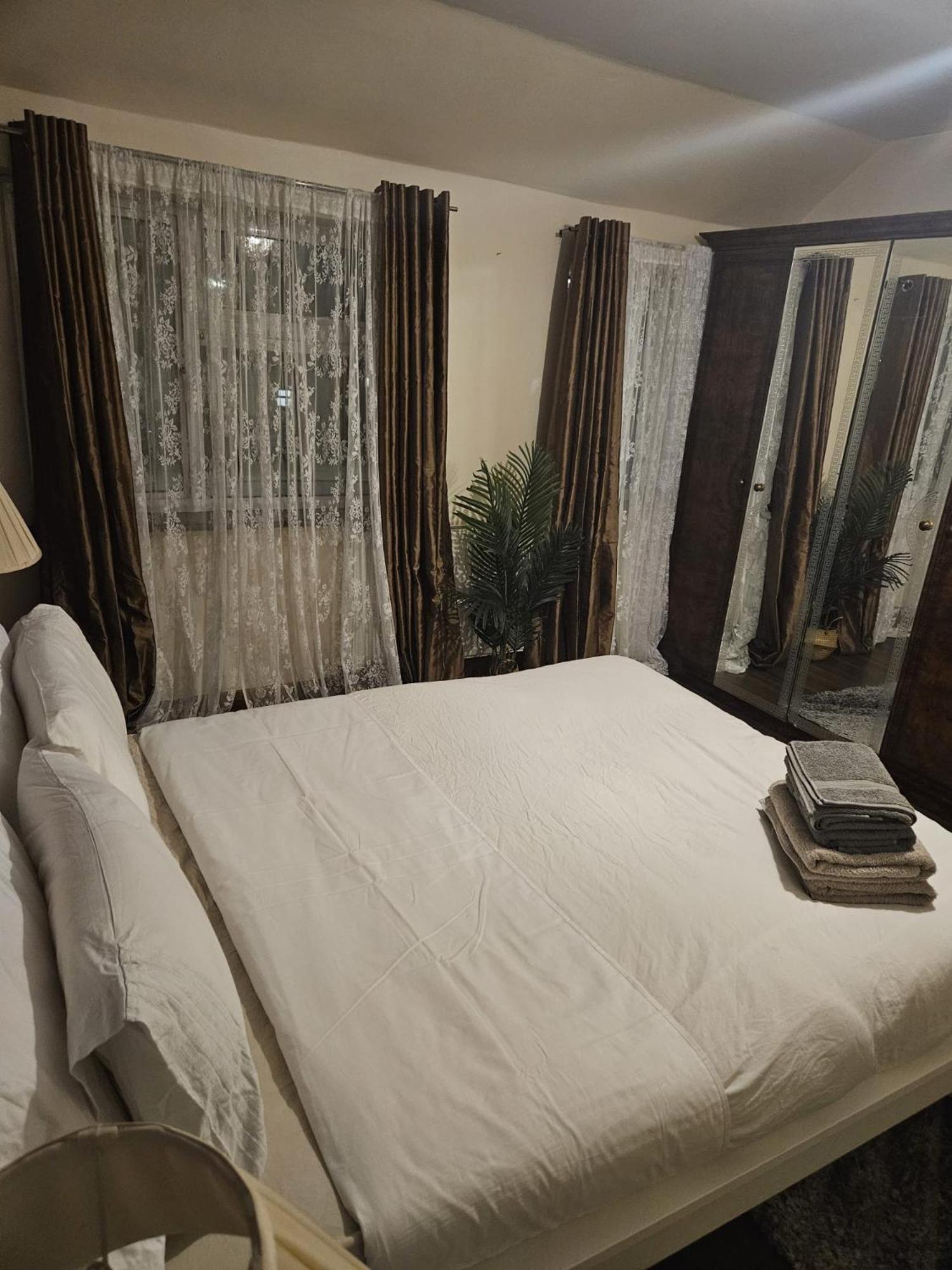 King Rooms By Wembley Stadium ロンドン エクステリア 写真